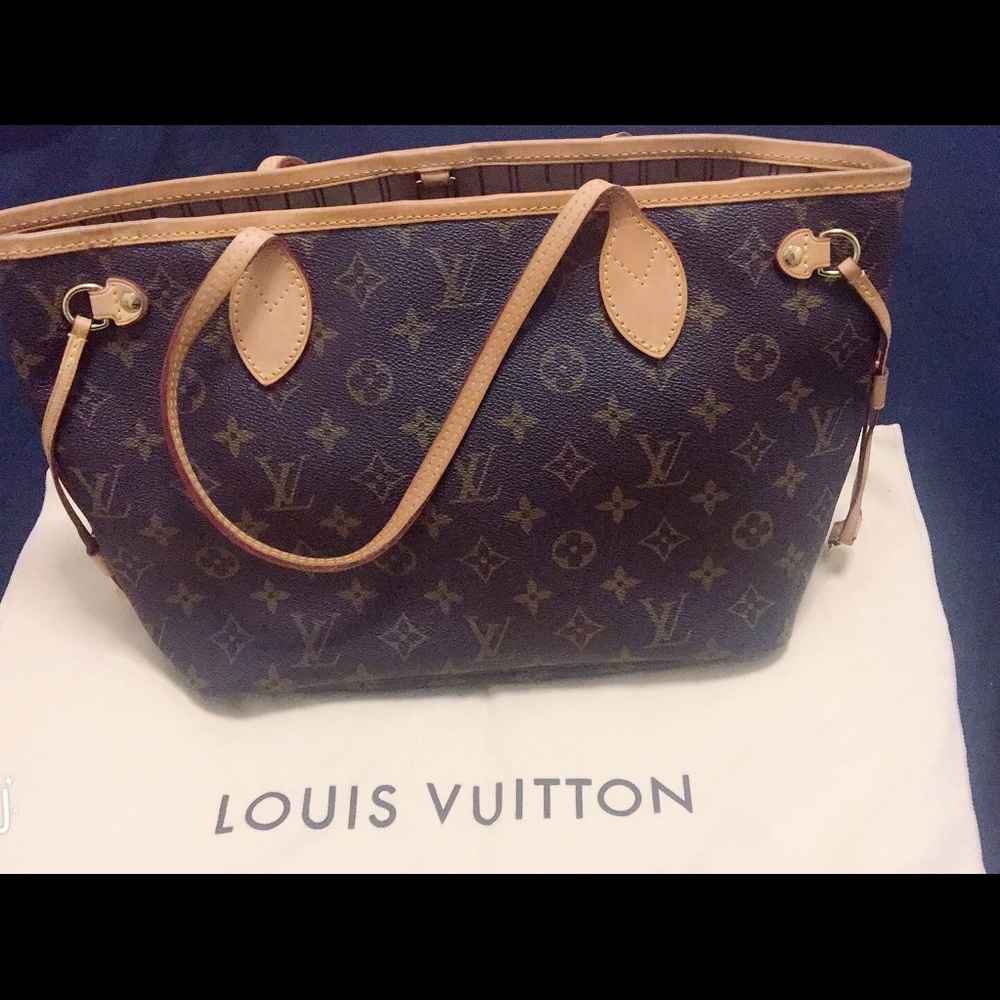 LOUIS VUITTON Monogram Neverfull PM